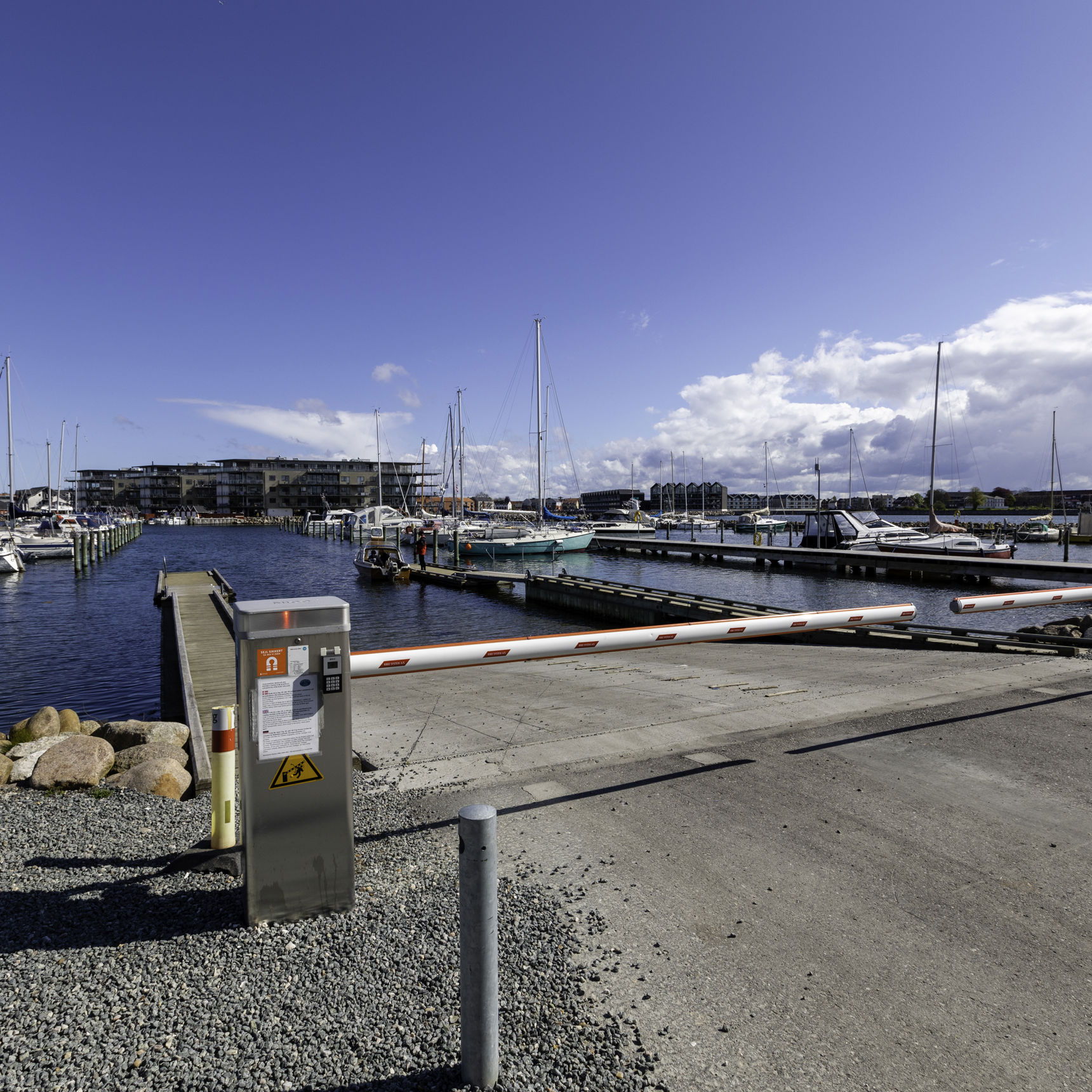 Nyborg Marinas bom til vandet