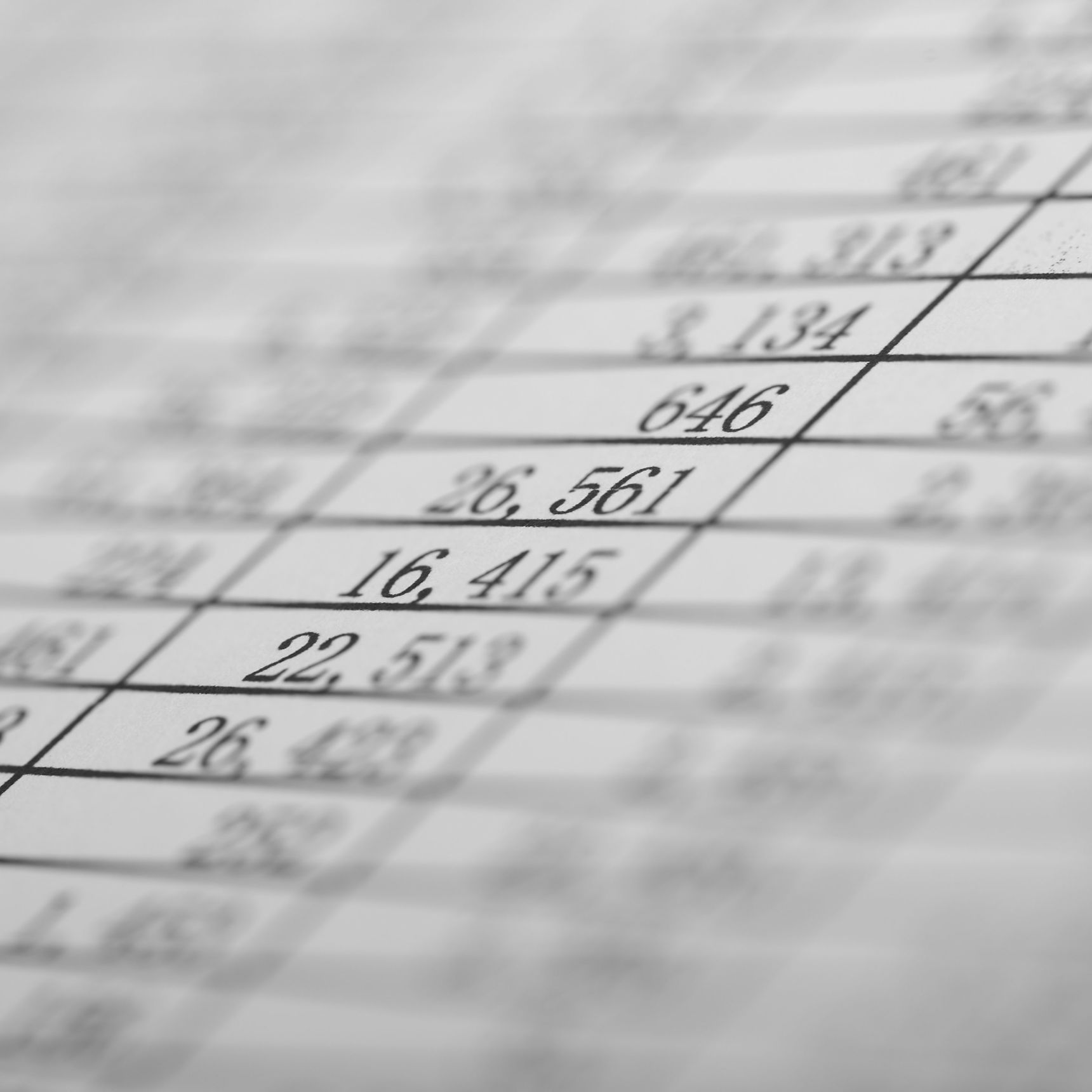 Talrække på en grå baggrund